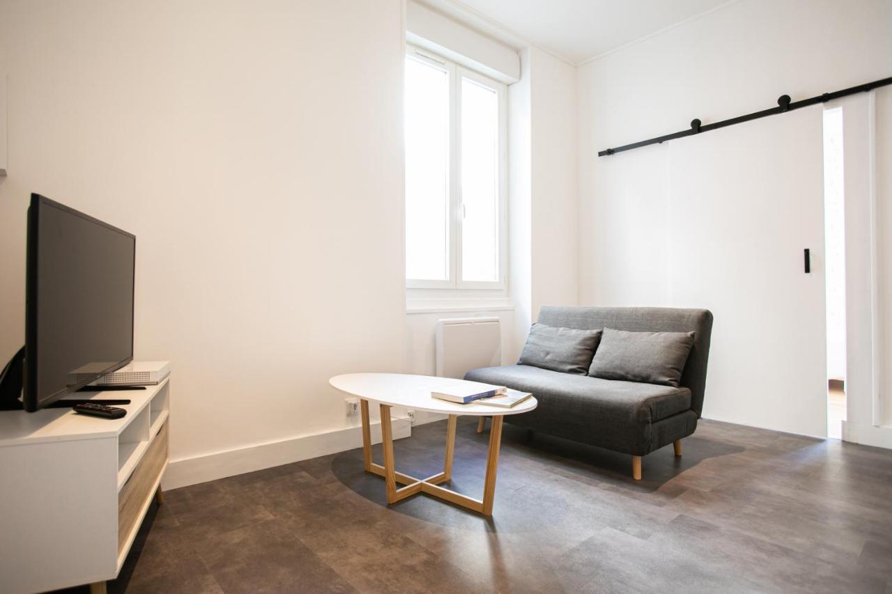 Audrey-Quartier Mairie-Arenes Antiques Apartment Perigueux Bagian luar foto